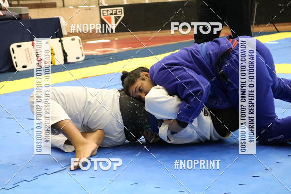 Buy your photos of the eventfight friends on Fotop