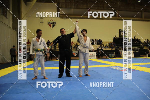 Achetez vos photos de l'vnementfight friends sur Fotop