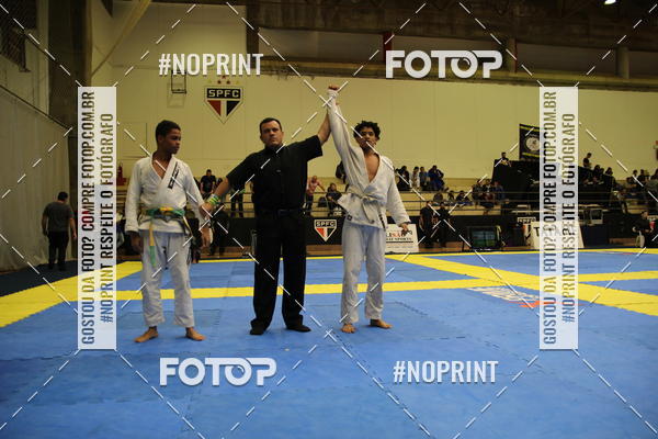 Achetez vos photos de l'vnementfight friends sur Fotop