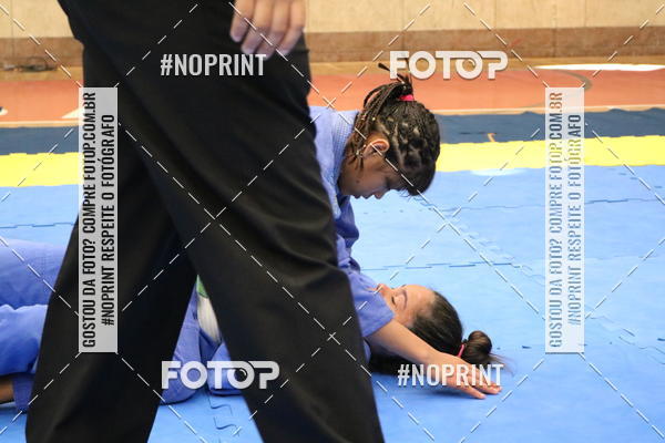 Buy your photos of the eventfight friends on Fotop