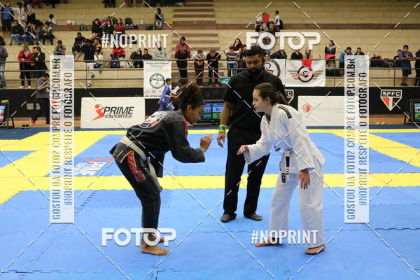 Buy your photos of the eventfight friends on Fotop