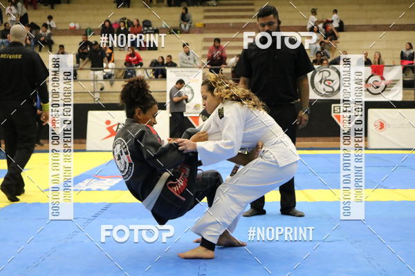 Buy your photos of the eventfight friends on Fotop