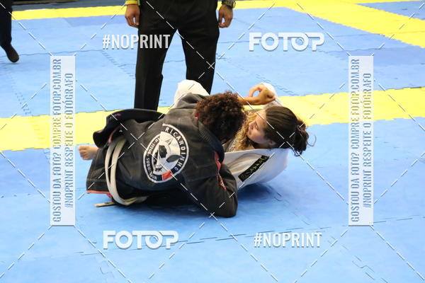 Buy your photos of the eventfight friends on Fotop