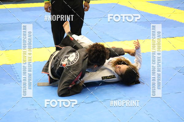 Buy your photos of the eventfight friends on Fotop