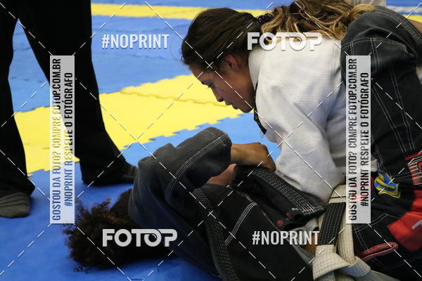 Buy your photos of the eventfight friends on Fotop