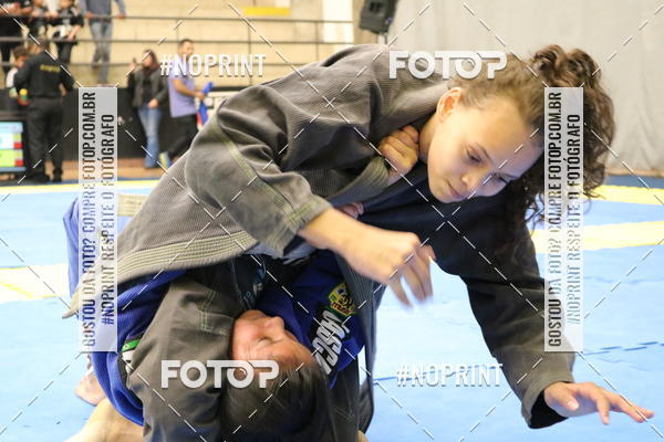 Buy your photos of the eventfight friends on Fotop