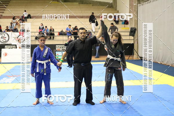 Buy your photos of the eventfight friends on Fotop