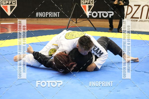 Buy your photos of the eventfight friends on Fotop