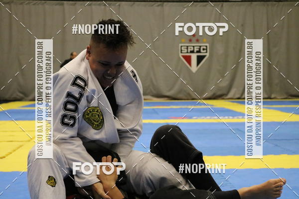 Buy your photos of the eventfight friends on Fotop