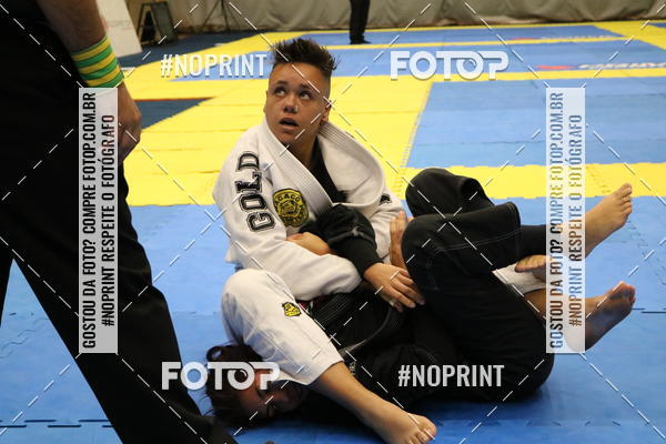 Buy your photos of the eventfight friends on Fotop