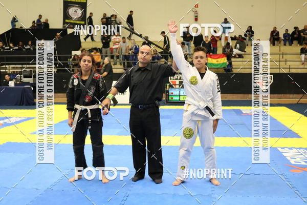 Buy your photos of the eventfight friends on Fotop