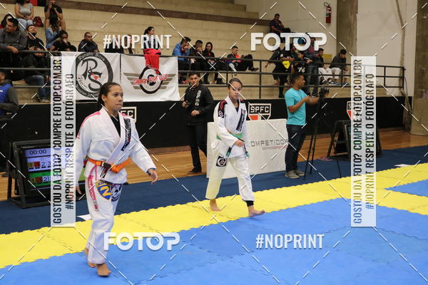 Buy your photos of the eventfight friends on Fotop