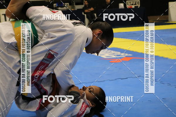 Buy your photos of the eventfight friends on Fotop