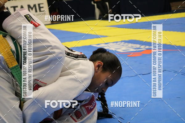 Buy your photos of the eventfight friends on Fotop