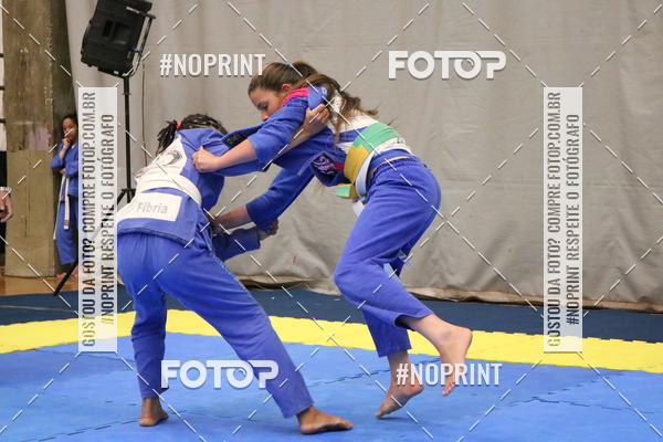 Buy your photos of the eventfight friends on Fotop