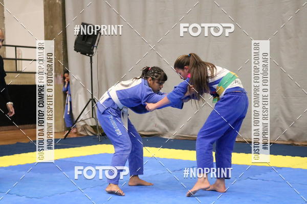 Buy your photos of the eventfight friends on Fotop