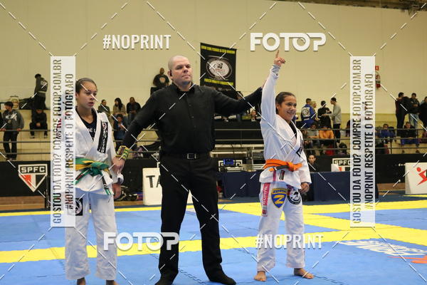 Buy your photos of the eventfight friends on Fotop