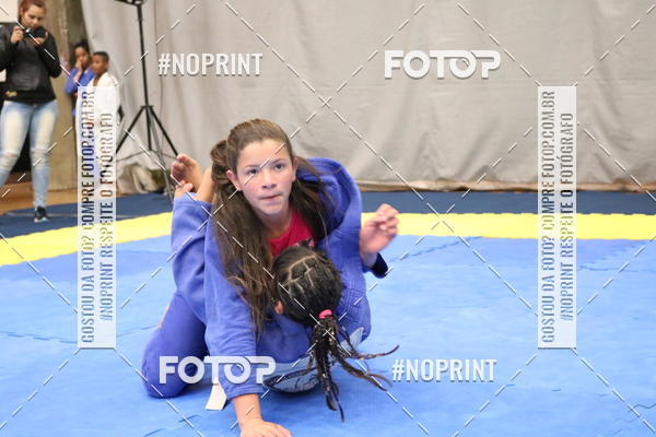 Buy your photos of the eventfight friends on Fotop