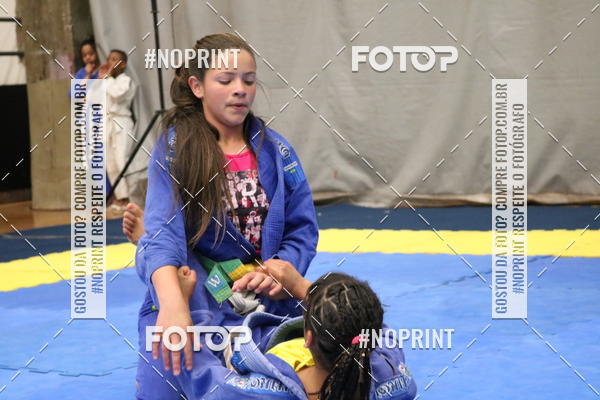 Buy your photos of the eventfight friends on Fotop