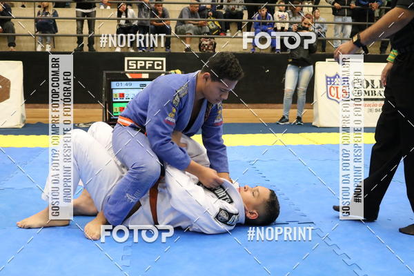 Buy your photos of the eventfight friends on Fotop