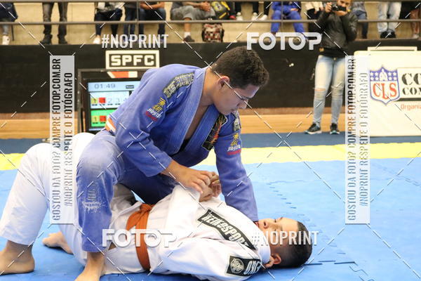 Buy your photos of the eventfight friends on Fotop