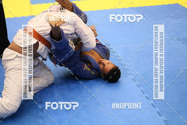 Buy your photos of the eventfight friends on Fotop