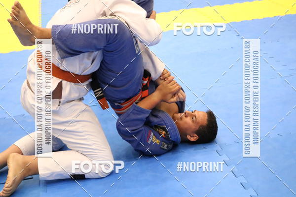 Buy your photos of the eventfight friends on Fotop