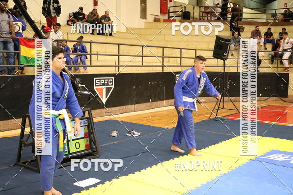 Buy your photos of the eventfight friends on Fotop