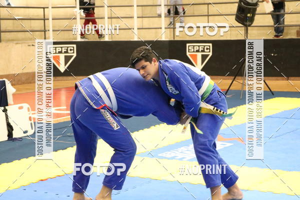 Buy your photos of the eventfight friends on Fotop