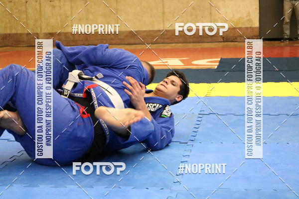 Buy your photos of the eventfight friends on Fotop