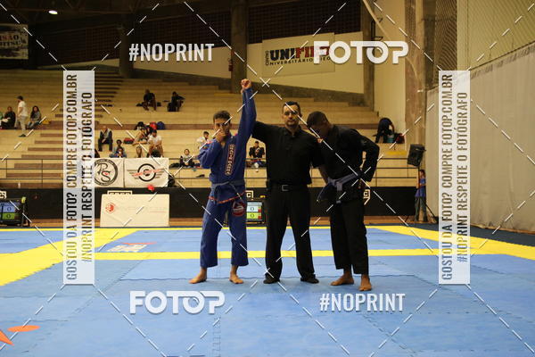 Achetez vos photos de l'vnementfight friends sur Fotop