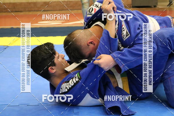 Buy your photos of the eventfight friends on Fotop