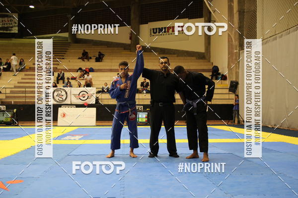 Achetez vos photos de l'vnementfight friends sur Fotop