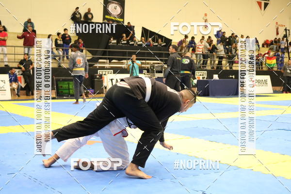 Buy your photos of the eventfight friends on Fotop