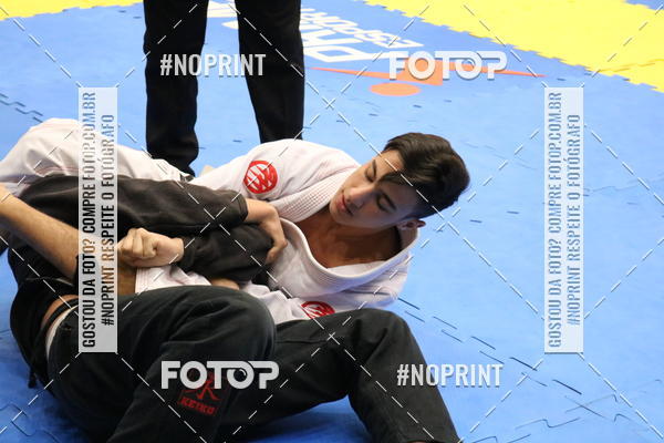 Buy your photos of the eventfight friends on Fotop