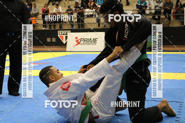 Buy your photos of the eventfight friends on Fotop