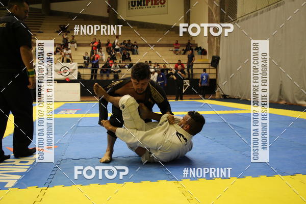 Achetez vos photos de l'vnementfight friends sur Fotop