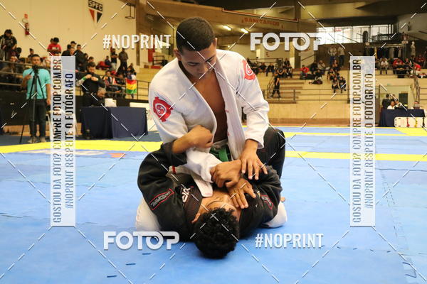 Buy your photos of the eventfight friends on Fotop