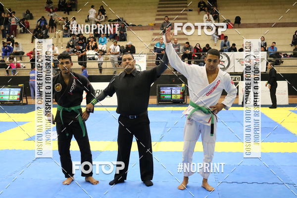 Buy your photos of the eventfight friends on Fotop