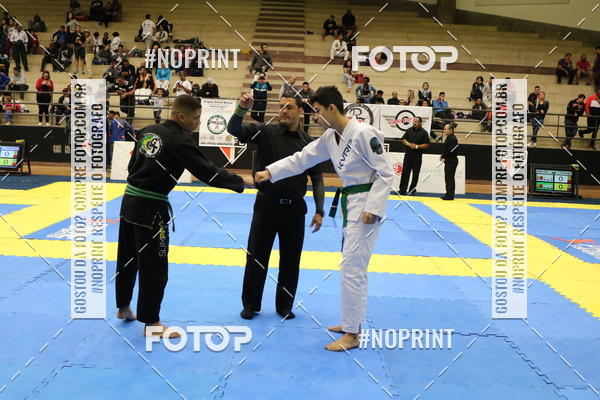 Buy your photos of the eventfight friends on Fotop