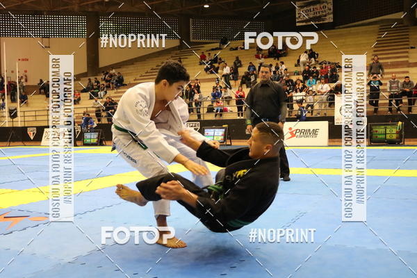 Buy your photos of the eventfight friends on Fotop