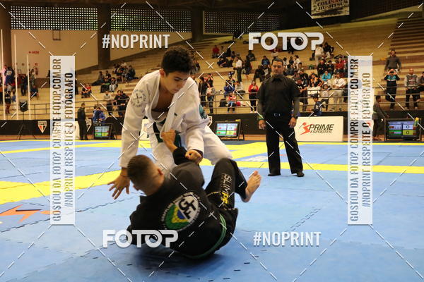 Buy your photos of the eventfight friends on Fotop