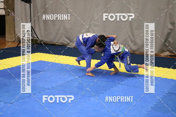 Buy your photos of the eventfight friends on Fotop