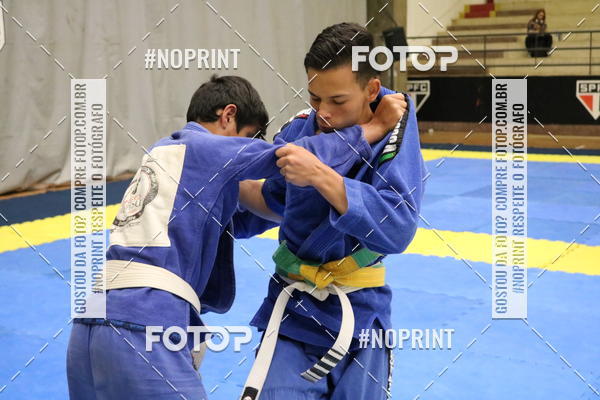 Buy your photos of the eventfight friends on Fotop