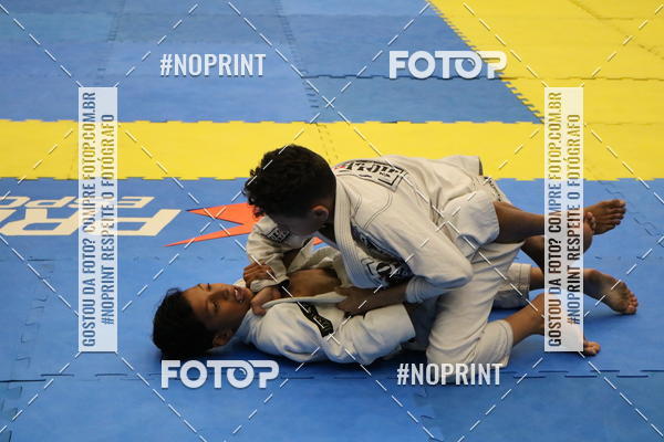 Buy your photos of the eventfight friends on Fotop