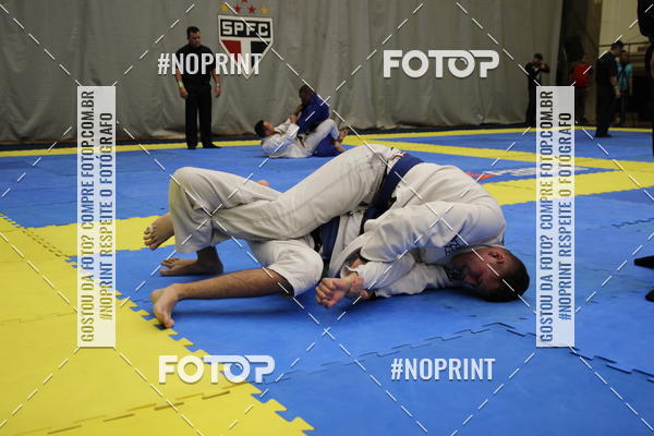 Achetez vos photos de l'vnementfight friends sur Fotop