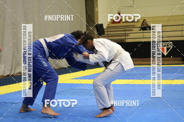 Buy your photos of the eventfight friends on Fotop