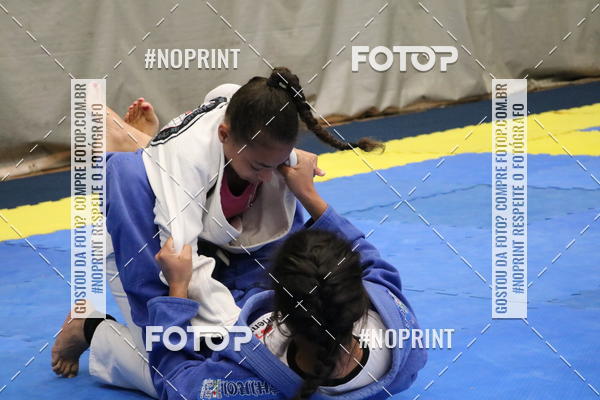 Buy your photos of the eventfight friends on Fotop