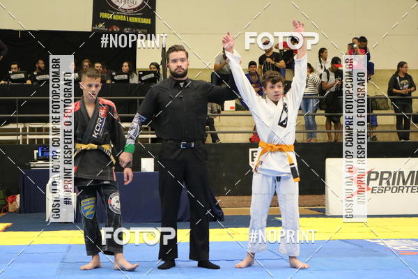 Buy your photos of the eventfight friends on Fotop