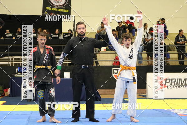 Buy your photos of the eventfight friends on Fotop